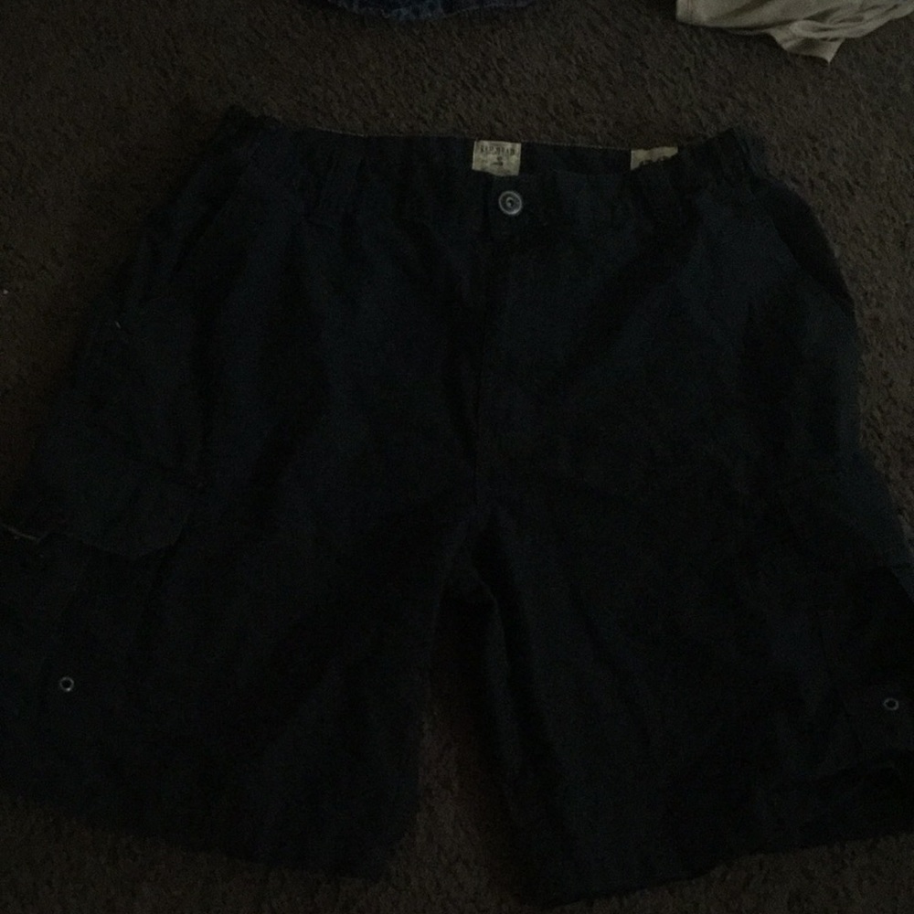 Red head cargo shorts for men